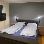 Top Apartment